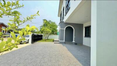 House for Sale in San Phak Wan, Hang Dong