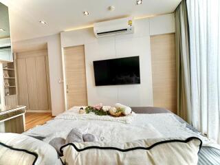 Condo for Rent, Sale at Park Origin Phrom Phong