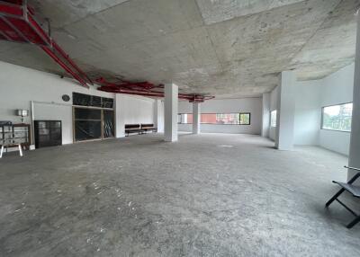 Commercial Space for Sale in The City