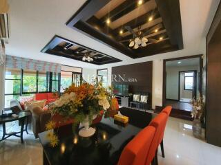 House For sale 4 bedroom 275 m² with land 704 m² in The Village at Horseshoe Point, Pattaya