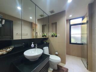 บ้าน ขาย 4 ห้องนอน 275 ตร.ม. ที่ดิน 704 m² ใน  The Village at Horseshoe Point, Pattaya