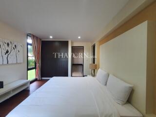 บ้าน ขาย 4 ห้องนอน 275 ตร.ม. ที่ดิน 704 m² ใน  The Village at Horseshoe Point, Pattaya