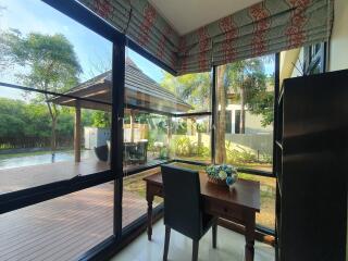 House For sale 4 bedroom 275 m² with land 704 m² in The Village at Horseshoe Point, Pattaya