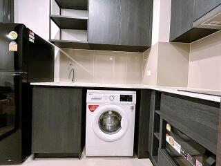 Condo for Rent at XT Huaikhwang