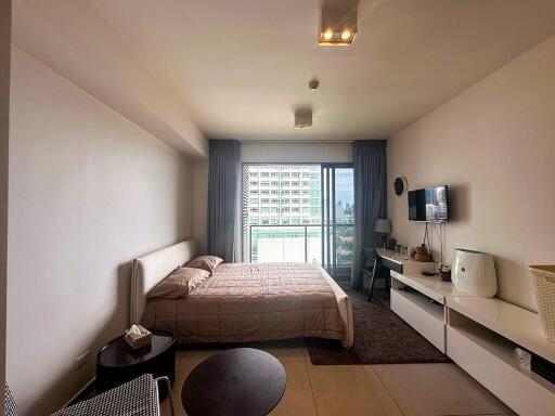 1-bedroom high end studio for sale in Ekamai