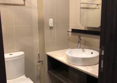 1-BR Condo at Xt Huaikhwang near MRT Huai Khwang