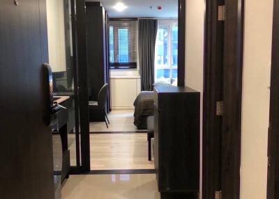 1-BR Condo at Xt Huaikhwang near MRT Huai Khwang