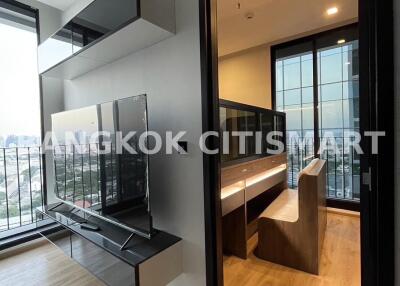 Condo at Noble Around Ari for sale