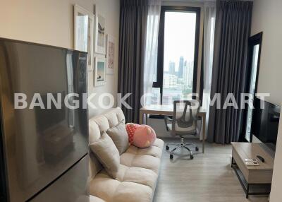 Condo at XT Ekkamai for sale