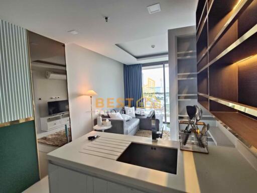 1 Bedroom Condo in The Peak Towers Pratumnak C011980