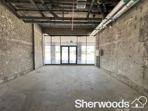 Full Floor of Commercial Office space on SZR