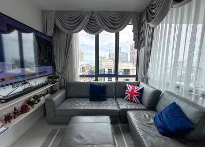 2 Bedrooms Condo in The Jewel Pratumnak Pratumnak C011742