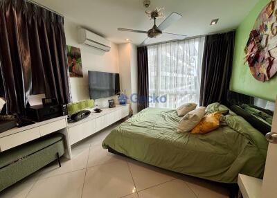 2 Bedrooms Condo in The View Cozy Beach Pratumnak C011740