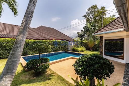 3 Bedrooms House in Pattaya Land & House East Pattaya H011738