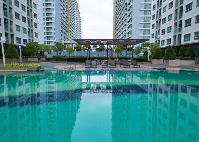 1 Bedroom Condo in Lumpini Park Beach Jomtien C011737