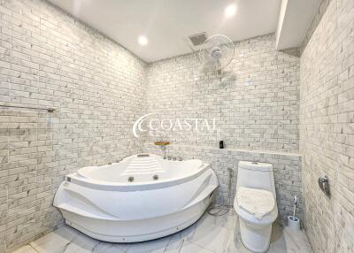 House For Sale East Pattaya