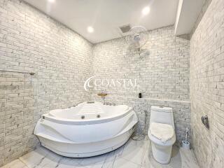 House For Sale East Pattaya