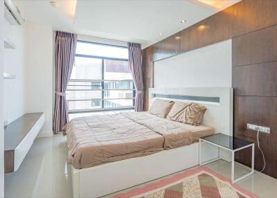 2 Bedroom, 2 Bathroom Fully Furnished Condo For Sale : The Jigsaw 2 Condo