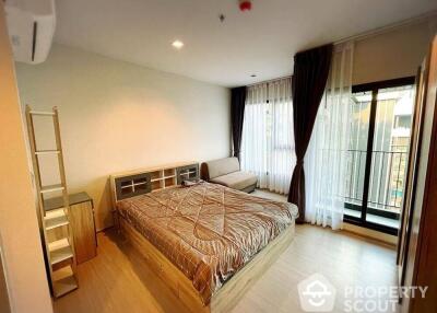 1-BR Condo at Life Asoke near ARL Makkasan