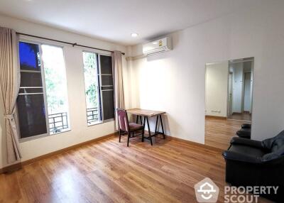 3-BR Townhouse at Ban Klang Krung Grande Vienna Rama 3 in Bang Phong Phang (ID 513113)