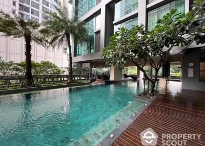 1-BR Condo at The Room Sukhumvit 21 near MRT Sukhumvit