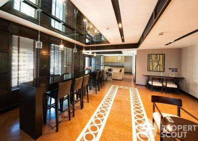 2-BR Condo at Villa Asoke near MRT Phetchaburi