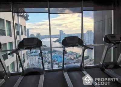 1-BR Condo at Rhythm Sathorn near BTS Saphan Taksin