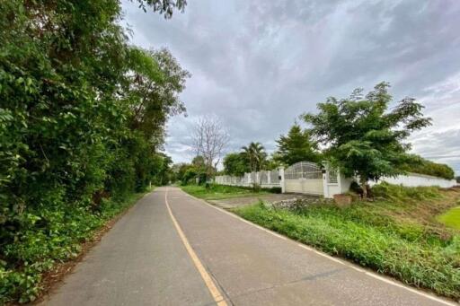 Large plot for sale in San Khampeang, Chiang Mai