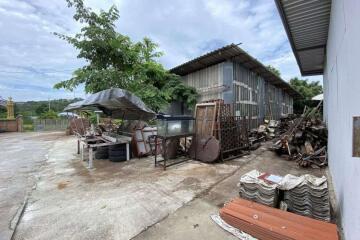 A warehouse for sale in Doi Saket, Chiang Mai