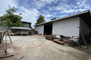 A warehouse for sale in Doi Saket, Chiang Mai