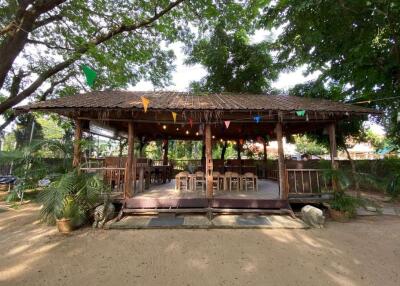 The restaurant for sale in Hang Dong, Chiang Mai