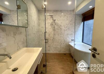 2-BR Condo at Siamese Gioia near MRT Phetchaburi