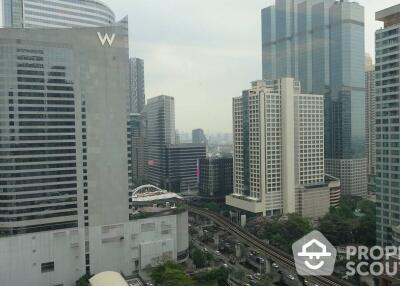 1-BR Condo at Silom Suite Condominium near BTS Chong Nonsi