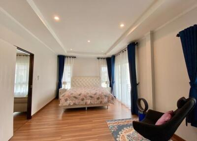 Brand new 4 beds house for rent in Muang Chiang Mai