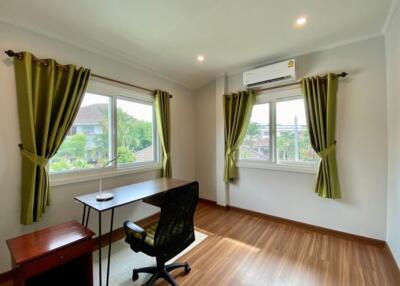 Brand new 4 beds house for rent in Muang Chiang Mai