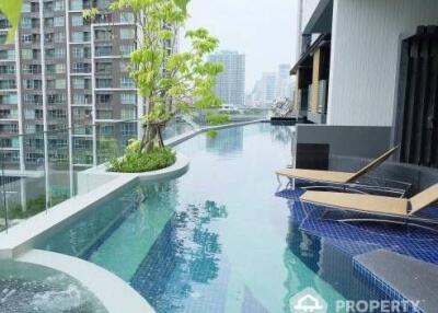 1-BR Condo at Condolette Midst Rama 9 near MRT Phra Ram 9