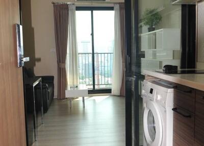 1-BR Condo at Condolette Midst Rama 9 near MRT Phra Ram 9