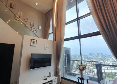 1-BR Duplex at Rhythm Sukhumvit 44/1 near BTS Phra Khanong