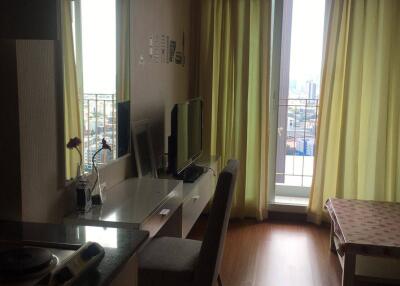 2-BR Condo at Diamond Sukhumvit near BTS On Nut