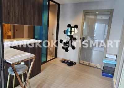 Condo at Life Asoke-Rama 9 for rent