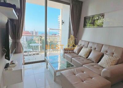 1 Bedroom Condo in The Riviera Wong Amat Beach Wongamat C011984