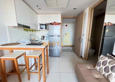 1 Bedroom Condo in The Riviera Wong Amat Beach Wongamat C011984