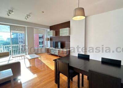 1 Bedroom Furnished Condo with Balcony - Langsuan