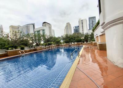 3 Bedrooms Apartment with large terrace - Asok