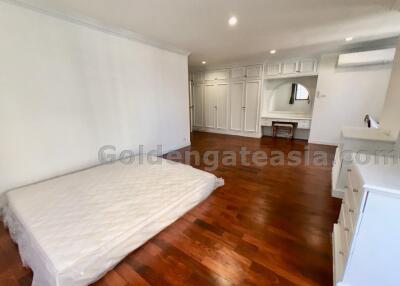 3 Bedrooms Apartment with large terrace - Asok