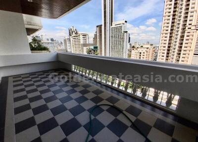 3 Bedrooms Apartment with large terrace - Asok