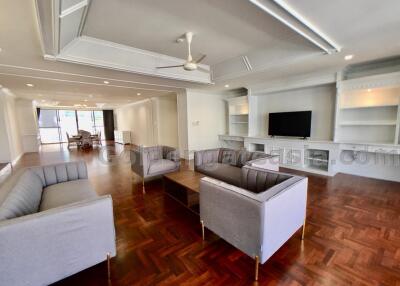 3 Bedrooms Apartment with large terrace - Asok