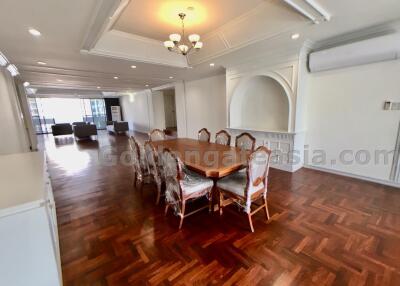 3 Bedrooms Apartment with large terrace - Asok