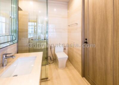 1 Bedroom Condo at The XXXIX by Sansiri Sukhumvit 39 for rent