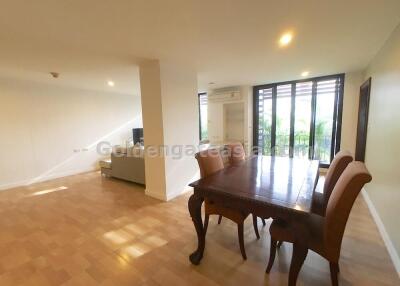 Spacious 3 Bedrooms Furnished Apartment - Ekkamai